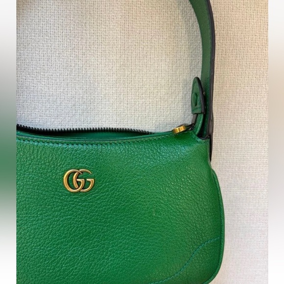 Gucci Vibrant Green Leather Shoulder Bag - Picture 2 of 8